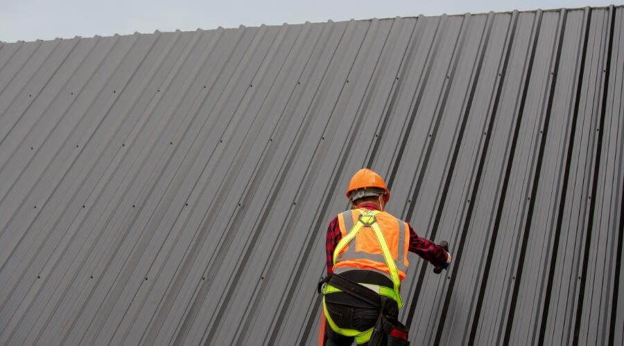 Expert new roof installation services in Stanford, IL